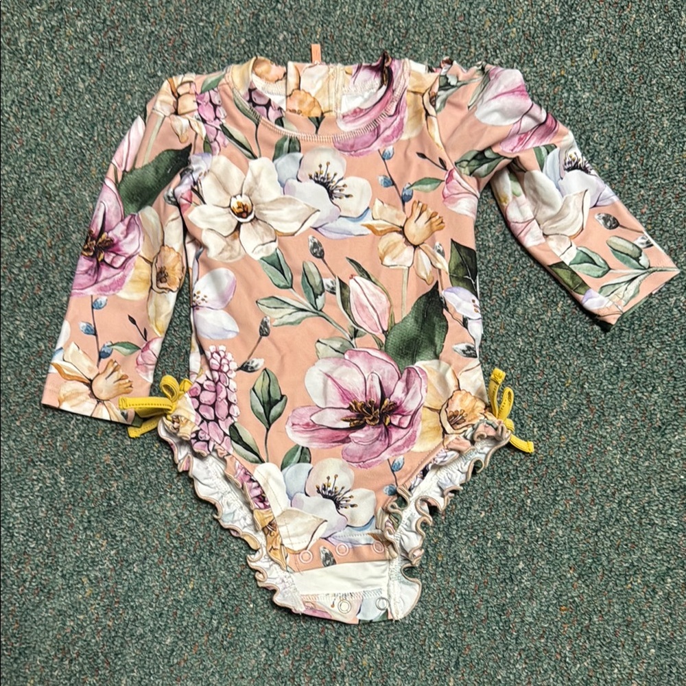 Posh Peanut Floral Long Sleeve Baby Bathing Suit Size 6-12 Months Like New
